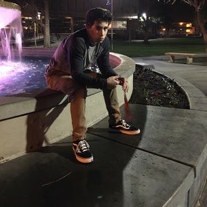 Meet your Posher, Aaron